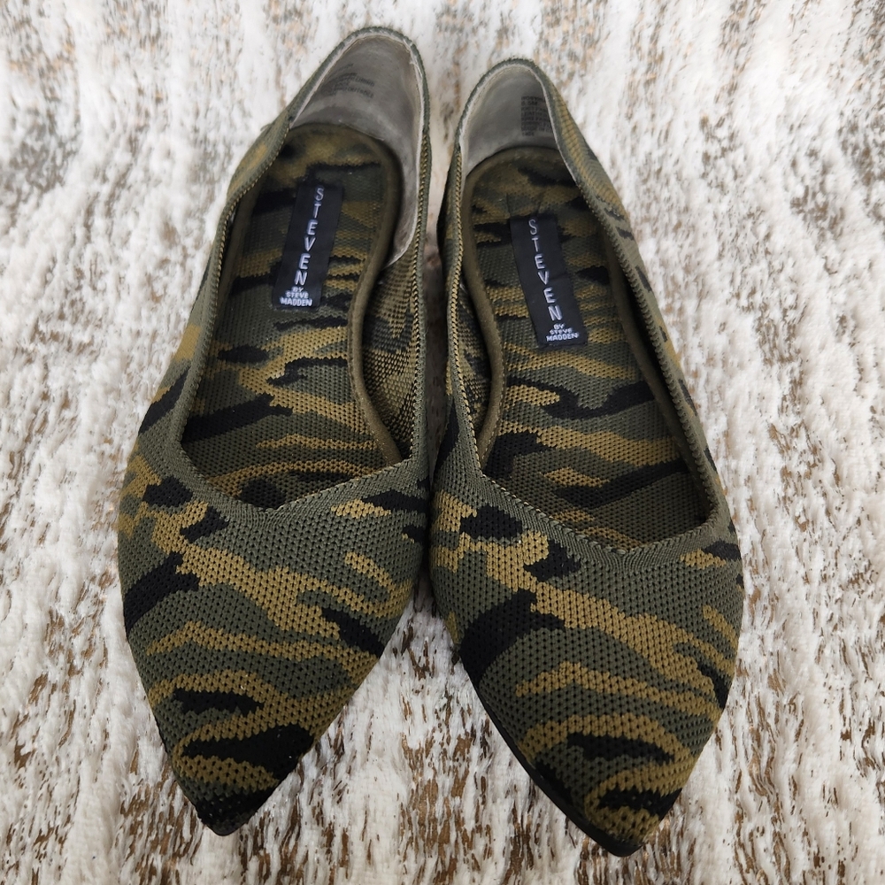 Steven By Steve Madden "Rosy" Knit Camo Flat Pointed Toe Green, Women's Size 6.5 - Picture 2 of 7